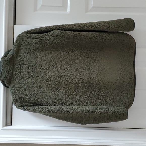 Abercrombie and Fitch, Ladies fleece - Picture 4 of 4